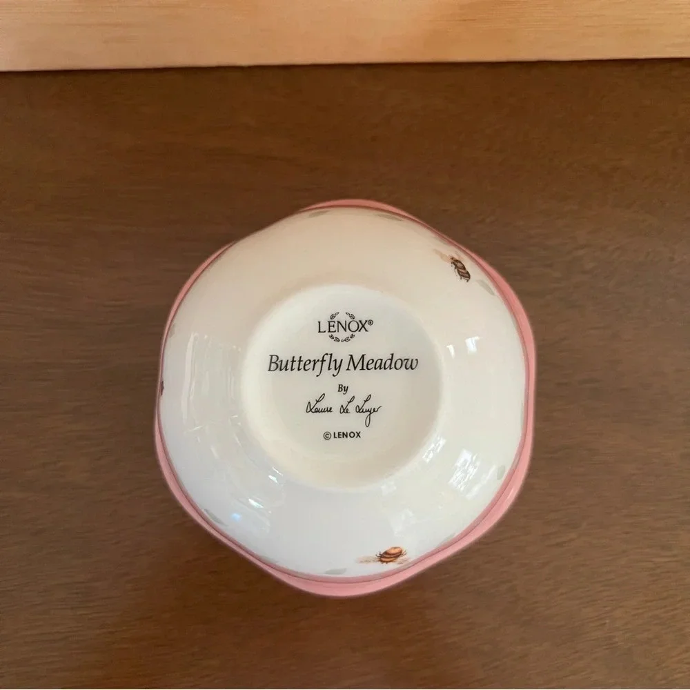 Lenox Butterfly Meadow Bowls Dessert Soup Scallop Edge Bee Multi Mint Condition